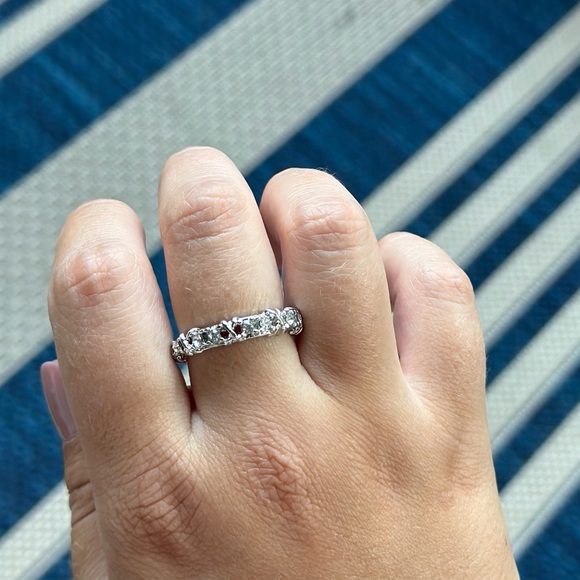 New very Sparkly Shiny Silver 925 plated Ring - Picture 6 of 7